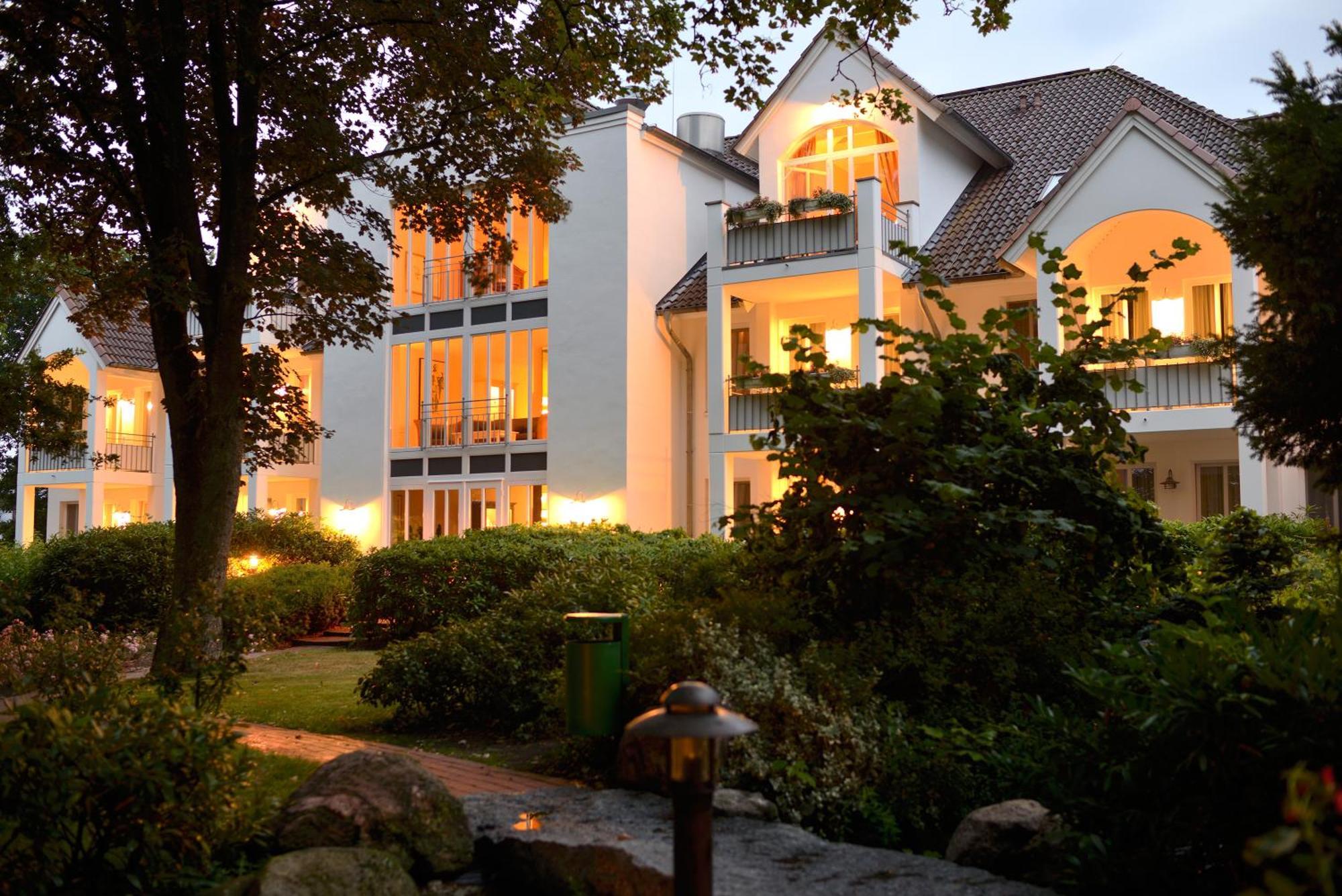 Romantik Hotel Bösehof Bad Bederkesa Exteriör bild