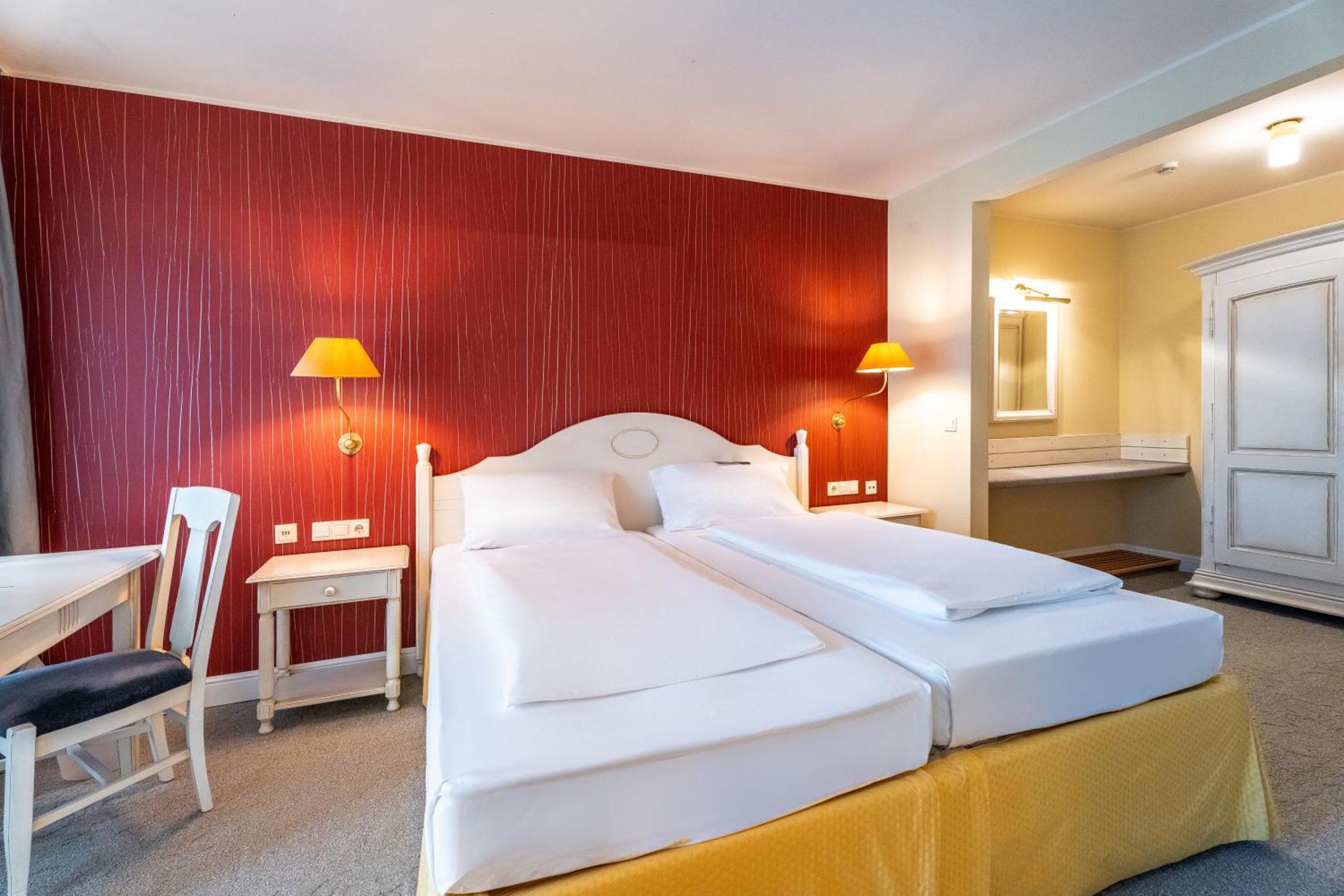 Romantik Hotel Bösehof Bad Bederkesa Exteriör bild